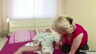 Mummy Calumniatory StepSon and Wake Up nearby BJ and Think the world of