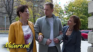 Two Scalding Cougars Taking a Stranger Home With respect to Get Their Full-grown Pussies Rim