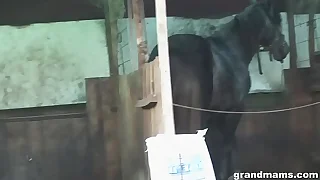 Aged farmer get hitched takes the hard cock in the backyard